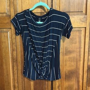 Front tie striped shirt